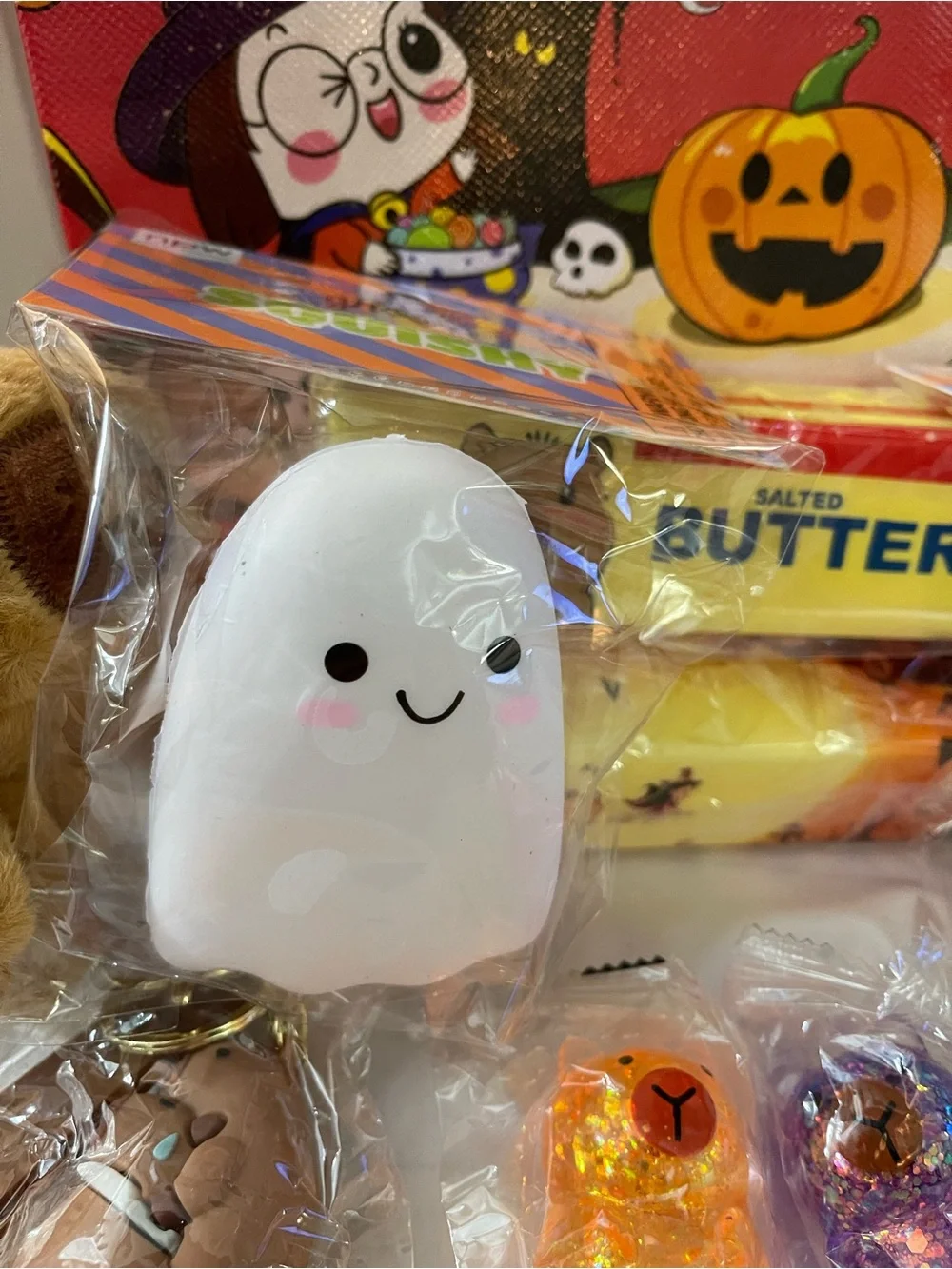 Halloween Boo Basket For Capybara Lovers with Halloween squishy